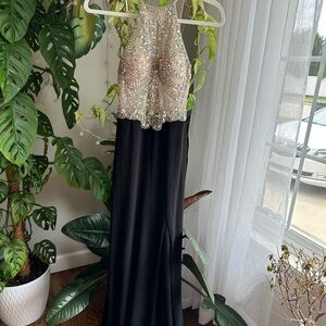 BLONDIE NITES
halter prom dress with beaded illusion bodice
